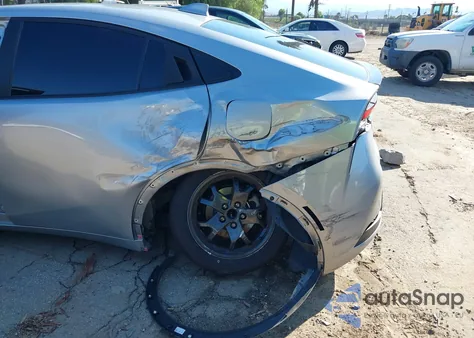 2023 Toyota Prius Le из США, поврежденный, VIN JTDACAAU4P3011983